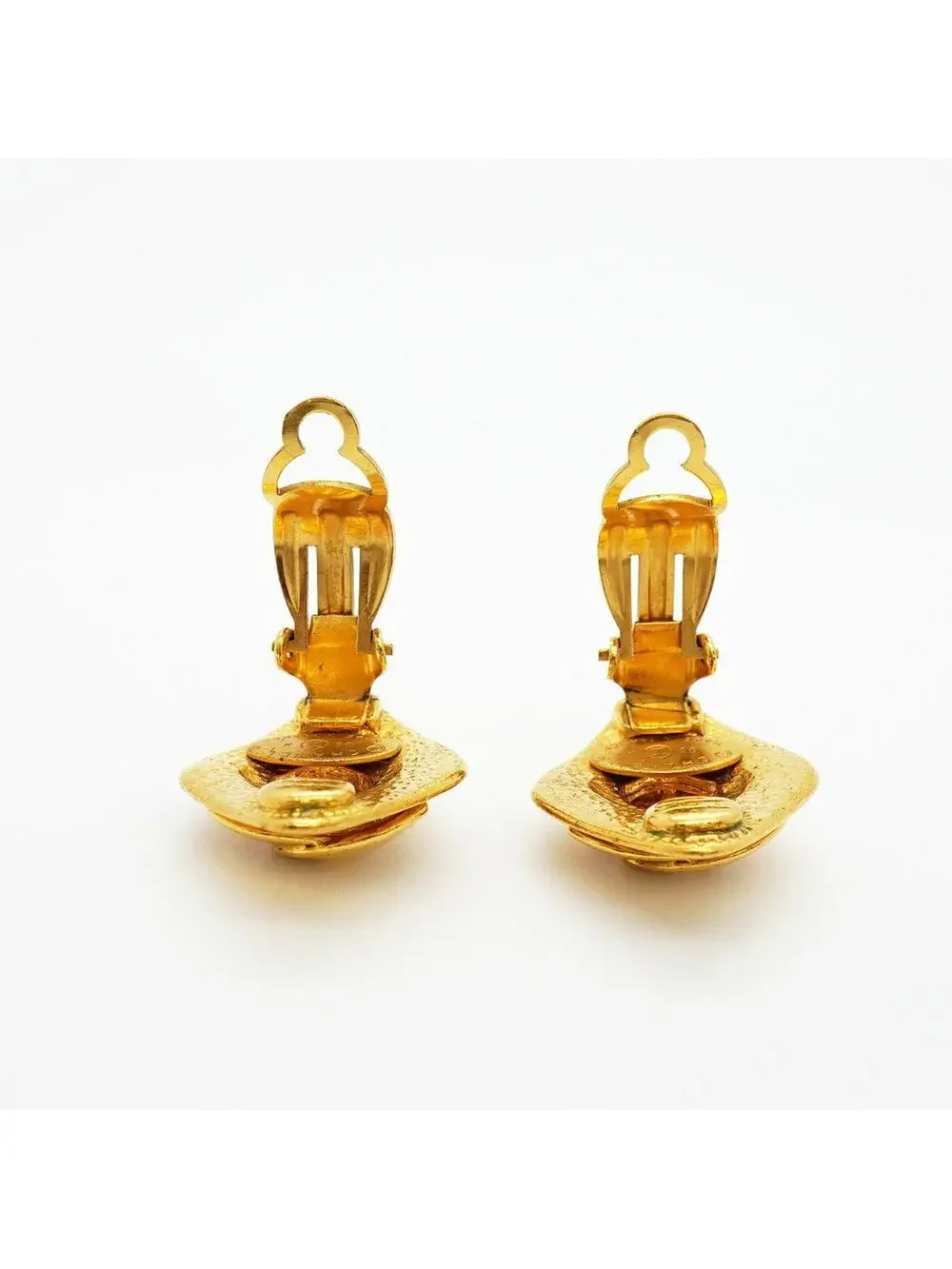 Chanel Cc Logo Clip-On Earrings Metal #357889C62B